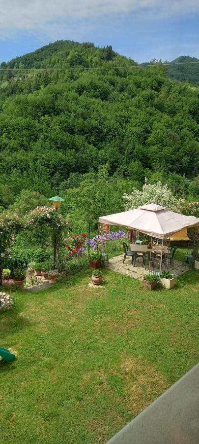 Ca D' Fefi Bed and Breakfast Gorzegno Buitenkant foto