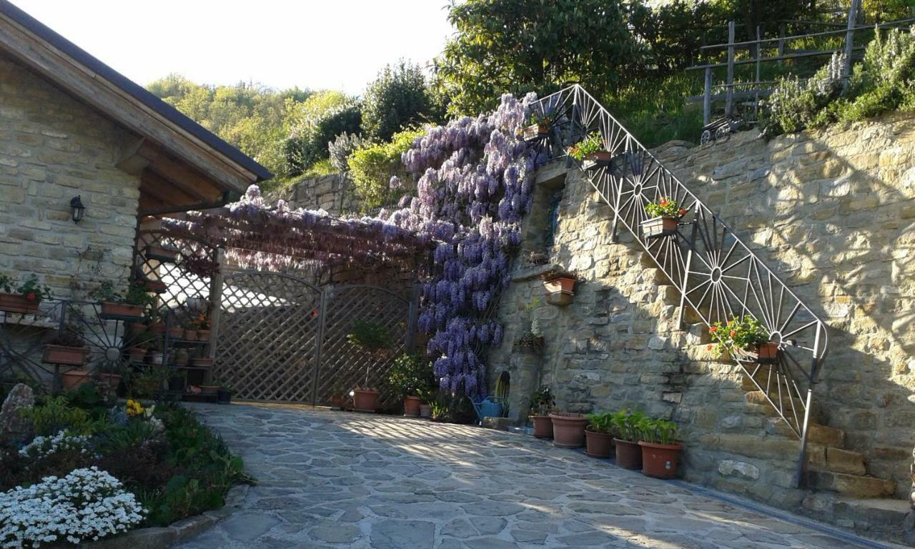 Ca D' Fefi Bed and Breakfast Gorzegno Buitenkant foto