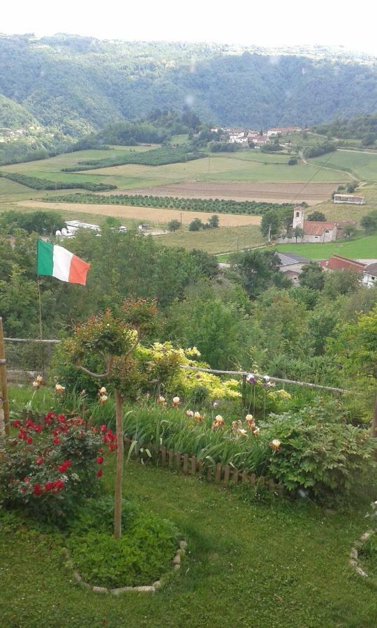 Ca D' Fefi Bed and Breakfast Gorzegno Buitenkant foto